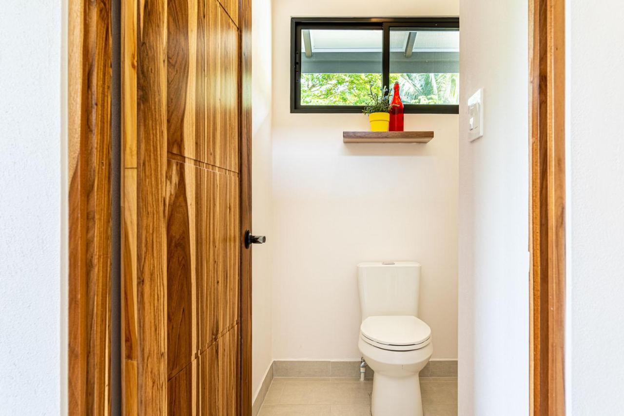 The Sutton - Boutique Jungle Experience Aparthotel Uvita Exteriör bild